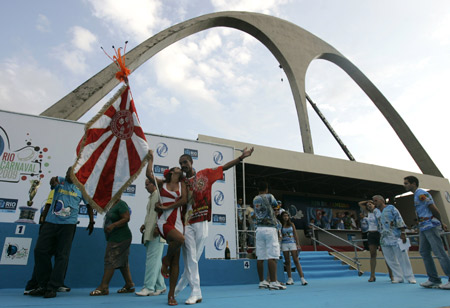 Members of the Salgueiro samba school celebrate after winning the 2009 Carnival title at the Sambadrome in Rio de Janeiro, February 25, 2009. 