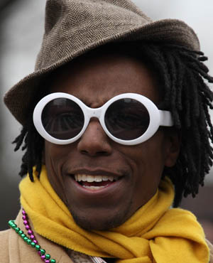 A man attends the parade in Queens of New York, the United States, on March 1, 2009, prior to the Saint Patrick's Day. Saint Patrick's Day parades are now held throughout not only Ireland but also countries with big emigrant communities like the United States and Britain. The Saint Patrick's Day falls on March 17 annually.