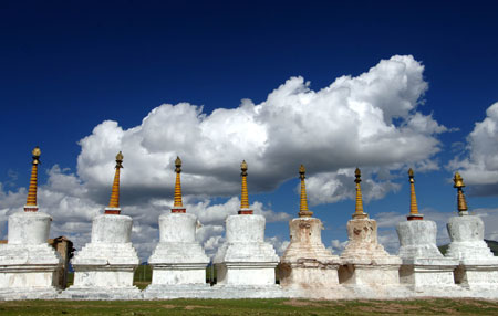 Photo taken on Aug. 12, 2007 shows Buddhist pagodas in the north of southwest China's Tibet Autonomous Region. 