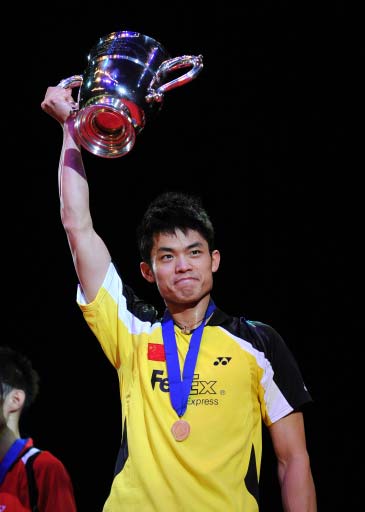World and Olympic champion Lin Dan clinched his fourth All England title as China swept four finals in Birmingham yesterday. [Sina.com] 