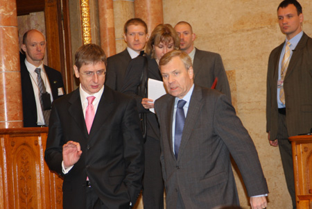 North Atlantic Treaty Organization (NATO) Secretary General Jaap de Hoop Scheffer (front R) walks with Hungarian Prime Minister Ferenc Gyurcsany during a conference entitled Ten Years in NATO: A Decade of Security, in Budapest on March 12, 2009. Hungary joined NATO in 1999. 