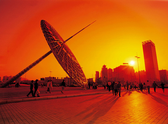 The corona sculpture on Century Avenue, Pudong District