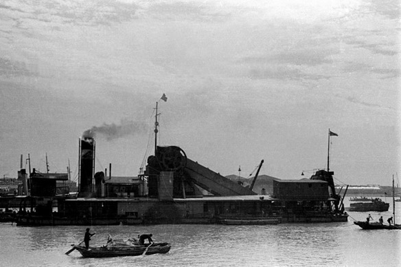 Coal dock on the Huangpu River in the 1930s