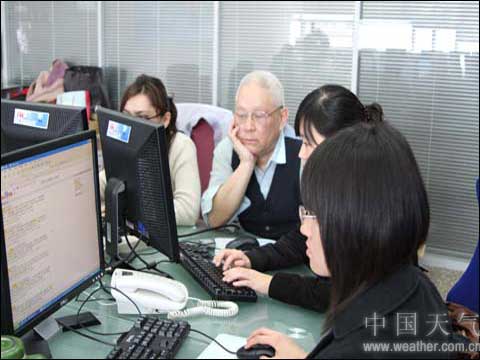 Meteorological experts from the China Meteorological Administration have an online talk with netizens on March 22, the day before the World Meteorology Day. A shortage of meteorological experts has challenged the country's ability to deal with the increasingly devastating weather events caused by global warming.