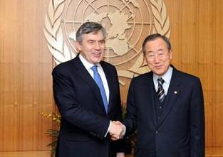 UN Secretary-General Ban Ki-moon (R) meets with British Prime Minister Gordon Brown at the United Nations headquarters in New York,the United States, March 25, 2009. [Shen Hong/Xinhua] 