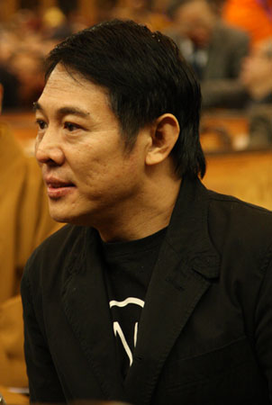 Jet Li, the world acclaimed Kungfu star and philanthropist, attends the Second World Buddhist Forum, which opened today (March 28) in Fangong Palace, Linshan Mountain, in rural Wuxi, Jiangsu Province. The forum, attracting over 1,000 Buddhists from more than 50 countries and regions, will finish in Taipei, Taiwan Province. 
