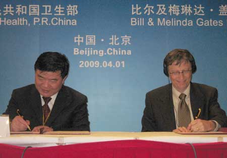 Chinese health minister Chen Zhu (L) signs the Memorandum on the Understanding of Collaboration of Tuberculosis Prevention with Bill Gates, founder of the Bill & Melinda Gates Foundation in Beijing, capital of China, on April 1, 2009. China&apos;s health ministry and international software tycoon Bill Gates are teaming up to improve detection and treatment of tuberculosis (TB) in the country. China will introduce new diagnostic tests, TB drugs, patient monitoring strategies and health care worker training by using 33 million U.S. dollars provided by the Bill & Melinda Gates Foundation.