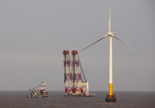 This photo taken on Wednesday, April 1, 2009 shows Asia's first sea aerogenerator installed in East China Sea off the coast of Shanghai. [Photo: Xinhua]