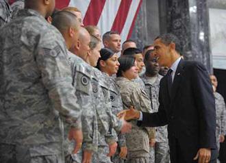 U.S. President Barack Obama visits Camp Victory in Baghdad, April 7, 2009. [Xinhua/AFP Photo] 