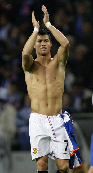 Manchester United's Cristiano Ronaldo celebrates their victory after their Champions League quarter-final, second leg soccer match against Porto at Dragon stadium in Porto, April 15, 2009.