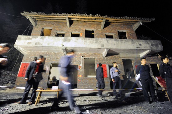 Death toll has risen to 18 in a blast Friday at a detonator and dynamite warehouse at a coal mine in Yongxing County of Chenzhou City, central China's Hunan Province, a local official confirmed on Saturday.