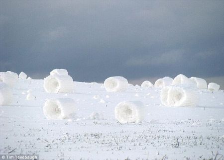 The rare formations require the right combination of temperature, terrain, wind and snow. [CRI]