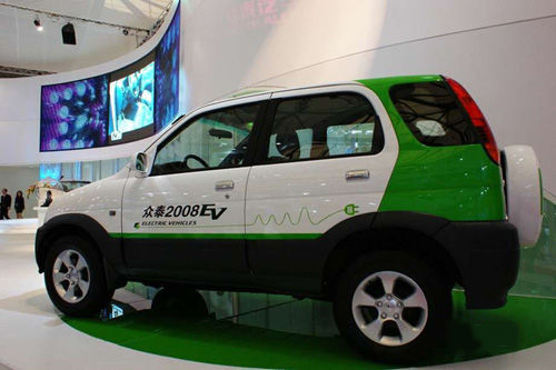 A new electric car 2008EV introduced by the Zotye Holding Group is displayed at the ongoing Shanghai Auto Show. With concern of a green future and in answer to the Chinese government's appeal for energy-efficiency, global and domestic automobile manufacturers are showcasing their electric car models at the auto show. [auto.163.com]