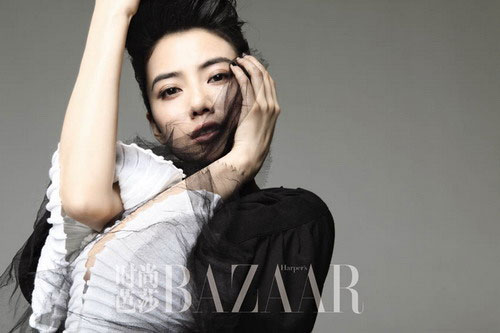 Chinese actress Gao Yuanyuan, who stars in latese Nanjing massacre film 'City of Life and Death', poses for leading trend magazine 'Harper's Bazaar'. In the lengthy interview with the mag, she talks about her childhood, the torturous experience during the shooting of 'City of Life and Death', and lot more about her acting career.