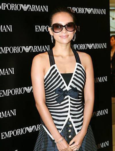 Emporio Armani ambassador Zhang Ziyi appeared in Hong Kong on Wednesday to promote the fashion brand. 
