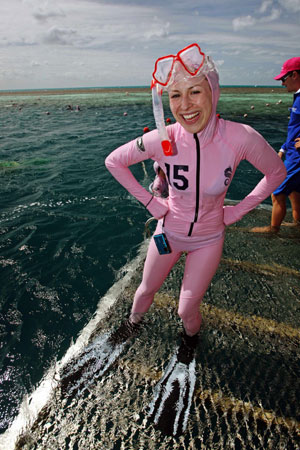 "The Best Job in the World" competition finalist Mirjam Novak of Germany poses after snorkelling near Hamilton Island, about 950km (590 miles) north of Brisbane, May 4, 2009. Novak is one of 16 finalists from 15 nations in the tourism promotion competition aimed at attracting visitors to Australia