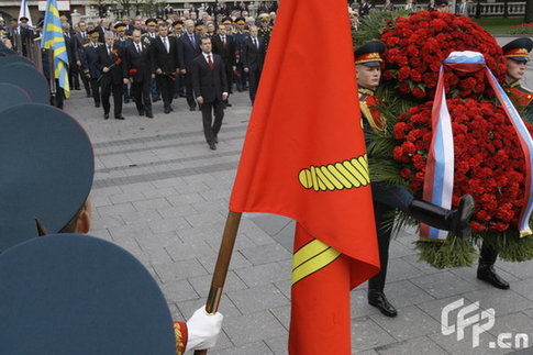 The Tomb of the Unknown Soldier at the Kremlin Wall in Moscow.