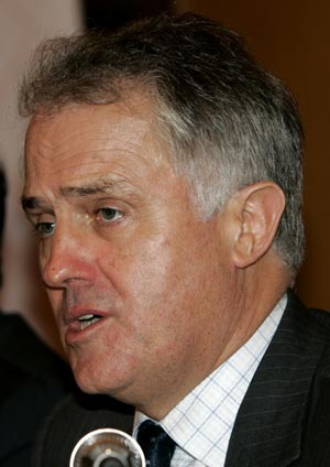 Newly elected opposition leader Malcolm Turnbull is seen speaking during a news conference in Jakarta in this April 9, 2007 file photo.[Xinhua]