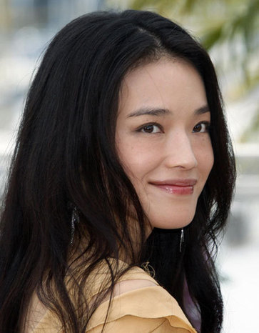 Jury member and Taiwan actress Hsu Chi poses during a photocall at the 62nd Cannes Film Festival May 13, 2009. The 62nd Cannes film festival opens on Wednesday and 20 films compete for the prestigious Palme d'Or which will be awarded on May 24.