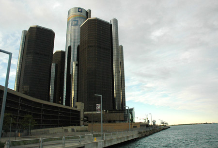 The exterior view of the headquarters of General Motors (GM) is seen on this file photo taken on May 23, 2008 in Detroit, the United States. [Xinhua]