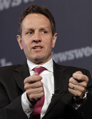 U.S. Treasury Secretary Timothy Geithner speaks during a luncheon hosted by Newsweek magazine.[Xinhua]