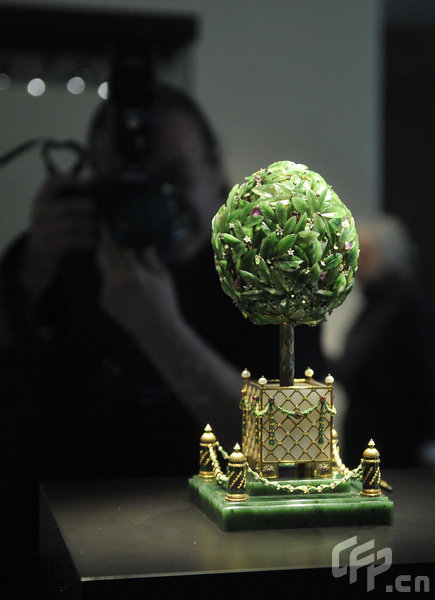 The Bay Tree Egg from Faberge on display at the Pushkin State Museum of Fine Arts during an exhibition entitled the Faberge Era in Moscow, Russia, May 19, 2009.[CFP]