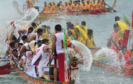 Dragon Boat Festival woos Chinese back to tradition &ndash; china.org.cn