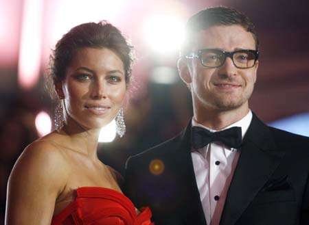 Actors Justin Timberlake (R) and Jessica Biel arrive for the Metropolitan Museum of Art Costume Institute Gala, 