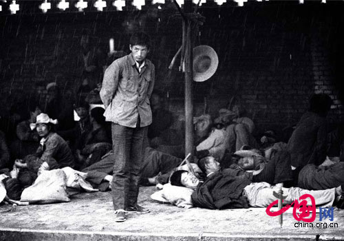 Shelter from the rain, Guo county, Shanxi, 1985