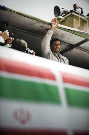 Iranian President Mahmoud Ahmadinejad attends his last presidential campaign in Tehran, capital of Iran, on June, 10, 2009, prior to the upcoming 10th presidential election slated for Friday. [Zhang Ning/Xinhua]