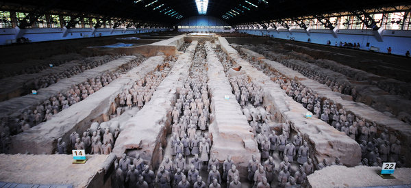 File photo shows ancient terra-cotta warriors in No. 1 pit of Qinshihuang mausoleum in Xi'an, northwest China's Shaanxi province. Archaeologists will begin a third phase of excavation at the famous terracotta army site on Saturday, hoping to find more clay figures and unravel some of the mysteries left behind by the 'First Emperor'.[CFP]