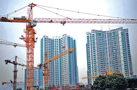 A residential property project under construction in Guangzhou. [China Daily]