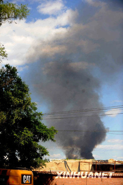 A flea market in Changping district in north Beijing caught fire at about 1:40 p.m. Friday.