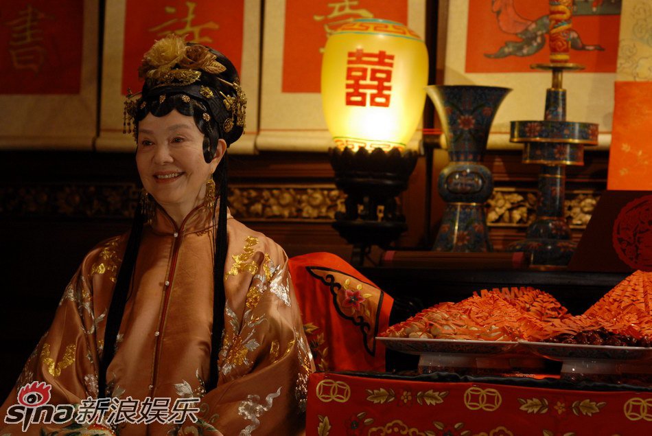Baoyu's mother at his wedding