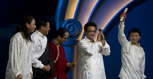 'The Search' directed by Tibetan director Pema Tseden wins Jury Grand Prix.