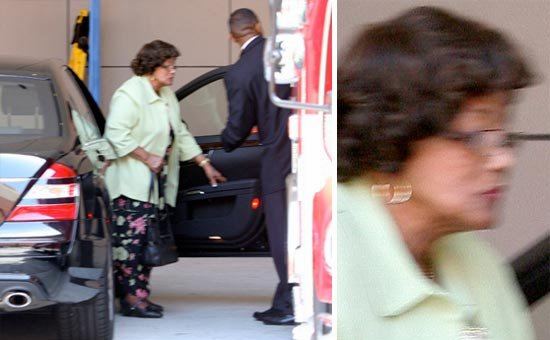  Michael Jackson's mother is seen to arrive at the Lose Angeles hospital on June 26.