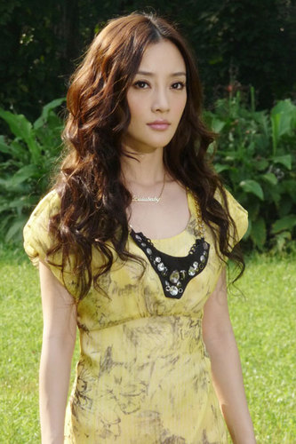 Li Xiaolu: curly haired lady