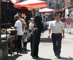 Urumqi gradually returns to normal after riots