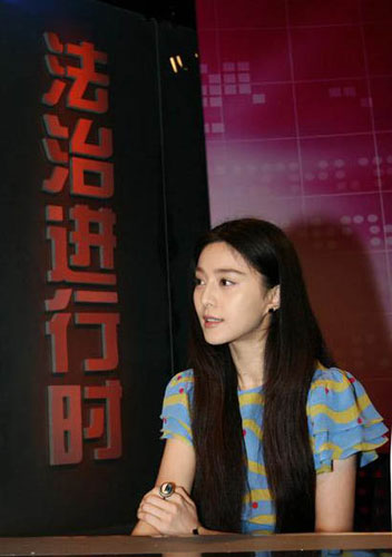 The actress first talked to the public about the 'plastic surgery case' she was involved in on a Beijing-based law TV talk show program aired on Monday, July 13.