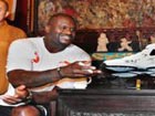 O'Neal thrills Chinese fans on visit to Beijing