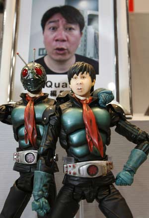 Japanese toymaker Bandai Co's 'Jibun Damashii,' a made-to-order character figurine with a face based on the owner's photograph, is displayed at the International Tokyo Toy Show, July 16, 2009. [Xinhua/Reuters]