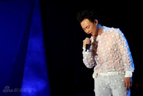 Hong Kong singer Eason Chan gives a concert in Beijing's Workers' Stadium on July 18, 2008. The show is part of his world concert tour 'Eason's Moving On.'