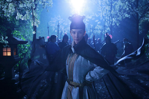 Actress Li Bingbing plays Shangguan Jing'er in the new martial-arts and mystery film 'Detective Dee'. The role is a fictional account of the life of Shangguan Wan'er, a prestigious politician during the Tang Dynasty (618-907 AD). 'Detective Dee', directed by Tsui Hark, features Andy Lau in the lead role of Di Renjie, known as the Sherlock Holmes of ancient China. The film is scheduled for release in October next year.