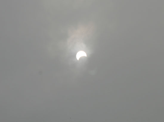 This photo shows a solar eclipse seen in Beijing on July 22 2009. Some areas in south China witnessed a full solar eclipse on that day. But people in Beijing only saw a partial eclipse. 