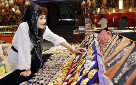 Urumqi&apos;s Int&apos;l Bazaar reopens after deadly riot