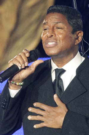 Jermaine Jackson performs on stage during an award ceremony in Zwentendorf in Lower Austria July 24, 2009. Jermaine Jackson received the SAVE THE WORLD AWARD 2009 on behalf of his late brother Michael Jackson tonight. 