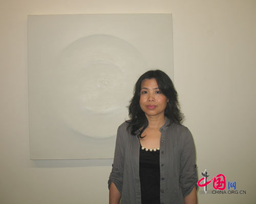 Huang Jia and her painting
