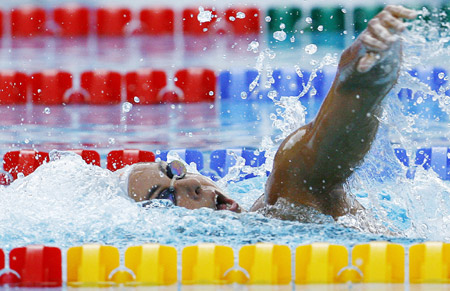 Alessia Filippi of Italy competes during the women's 800m freestyle final at the 13th FINA World Championships in Rome, Aug. 1, 2009. (Xinhua/Zhang Yuwei)