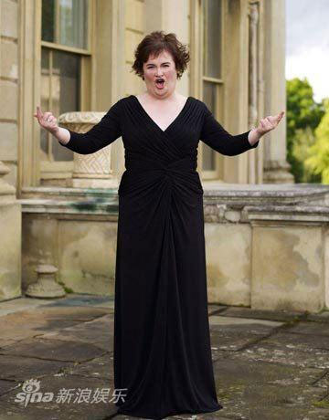 Susan Boyle who rocketed to fame after a phenomenal performance on 'Britain's Got Talent', comes back with a glam photo spread in the August issue of Harper's Bazaar (the U.S. edition) after she finished second place in the popular TV talent show. A made-over Boyle, with her hair dyed and curled and dressed in various designer clothings, appears in a feature spread called 'Susan Boyle: Unsung Hero.' 