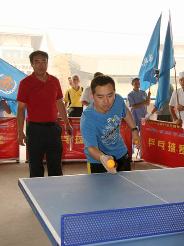 Kong Linghui started to play table tennis at the age of six and dominated the sport from 1995 to 2006, winning world championships in both singles and doubles. [By Ni Yuanjin/China.org.cn]